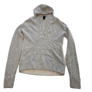 Gap 100% Cashmere Hooded Sweater Women's Size XS  Light Grey V Neck Preppy